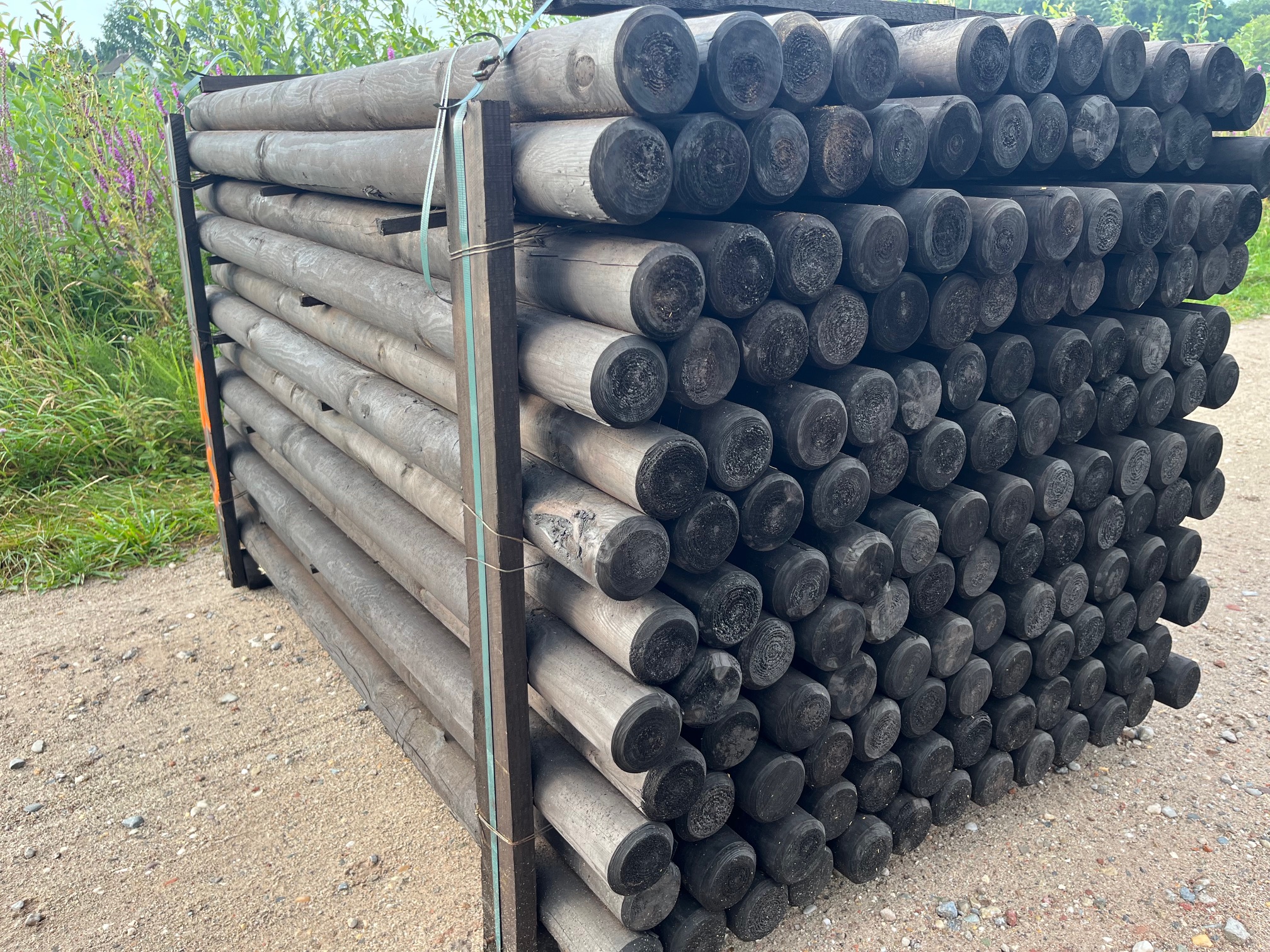 DURA2 palen kopen duurzame houten palen geïmpregneerde palen palen voor schutting palen voor pergola geschilde palen gefreesde palen